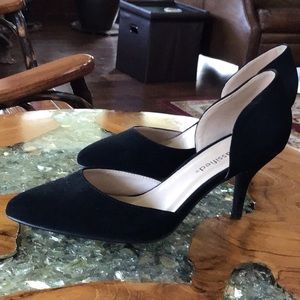 Ladies black heels by Cityclassified